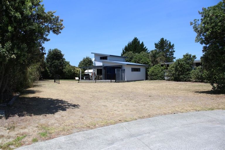 Photo of property in 12 Ti Tree Place, Mangawhai Heads, Mangawhai, 0505