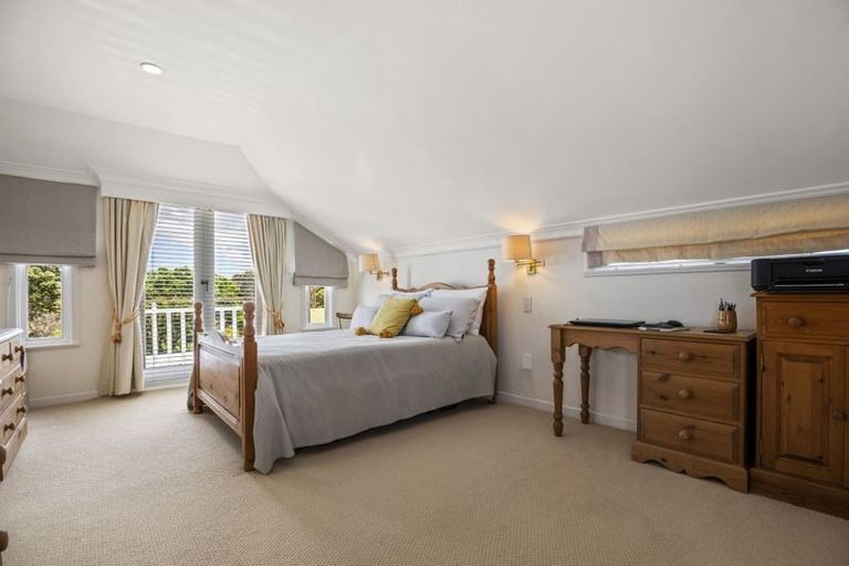 Photo of property in 31 Seaview Avenue, Northcote, Auckland, 0627