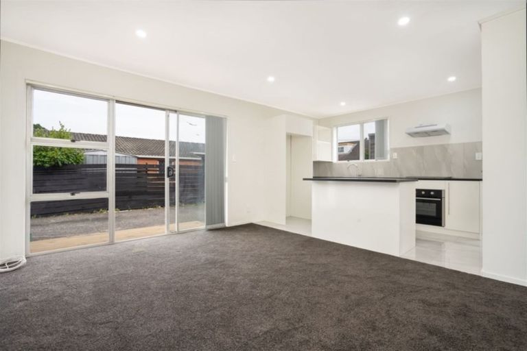 Photo of property in 4/115 East Tamaki Road, Papatoetoe, Auckland, 2025