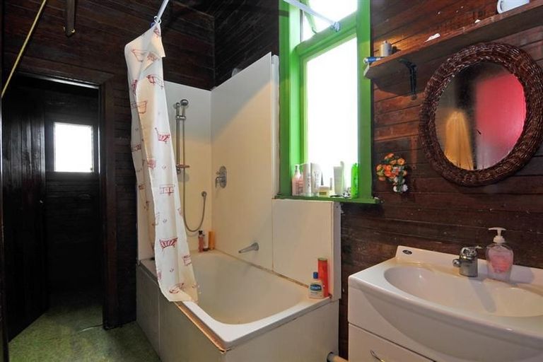 Photo of property in 5 Watson Street, Te Aro, Wellington, 6011