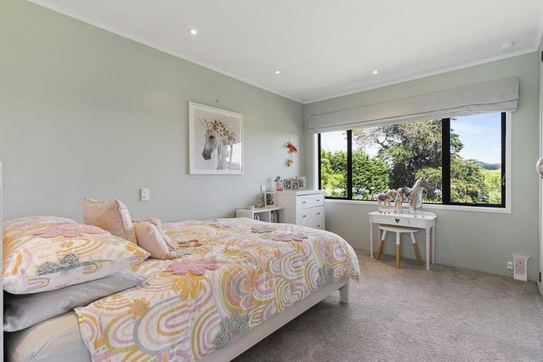 Photo of property in 85 Whitford-maraetai Road, Whitford, Howick, 2571