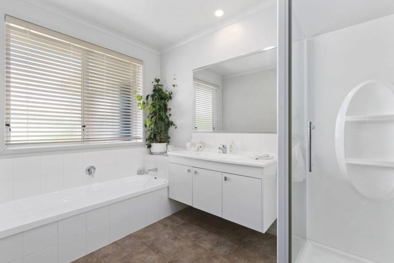 Photo of property in 29 Kakapo Place, Pyes Pa, Tauranga, 3112