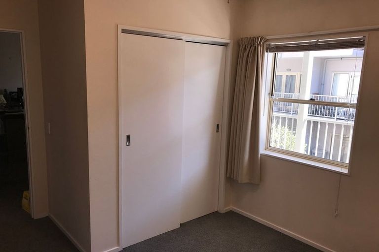 Photo of property in Luxford Villas, 205/72 Herald Street, Berhampore, Wellington, 6023