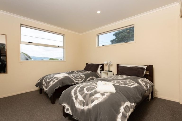 Photo of property in 131 Karewa Parade, Papamoa Beach, Papamoa, 3118