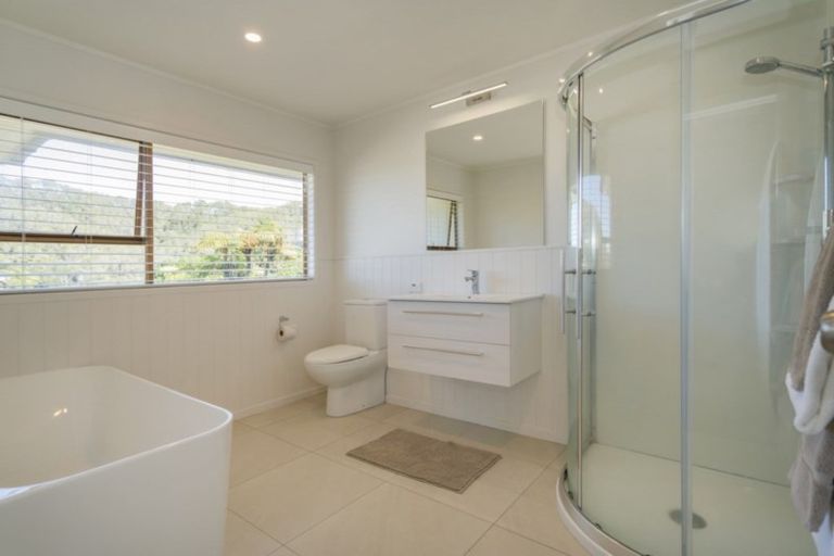 Photo of property in 87 Grange Road, Hahei, Whitianga, 3591