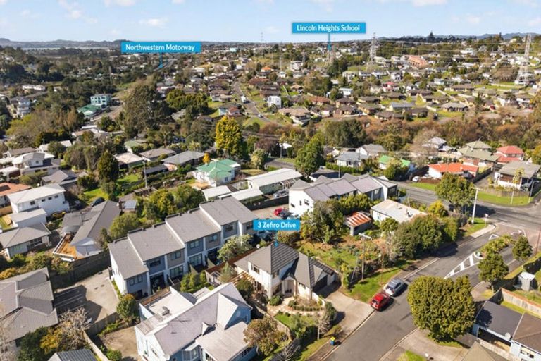 Photo of property in 3 Zefiro Drive, Massey, Auckland, 0614