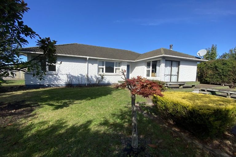 Photo of property in 12 Niagara Street, Wainoni, Christchurch, 8061