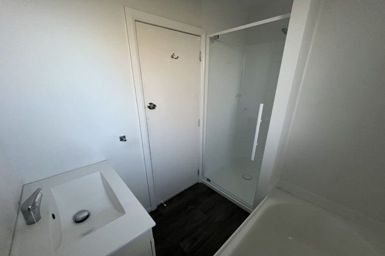 Photo of property in 1 Dampier Avenue, Awapuni, Palmerston North, 4412