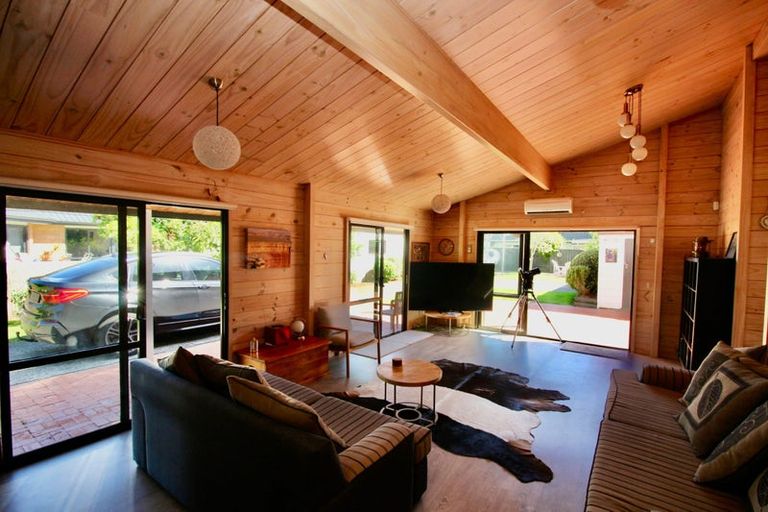 Photo of property in 83 Robinson Road, Whitianga, 3510