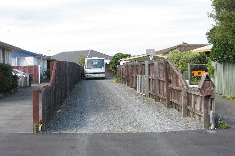 Photo of property in 10b Tamarisk Place, Parklands, Christchurch, 8083