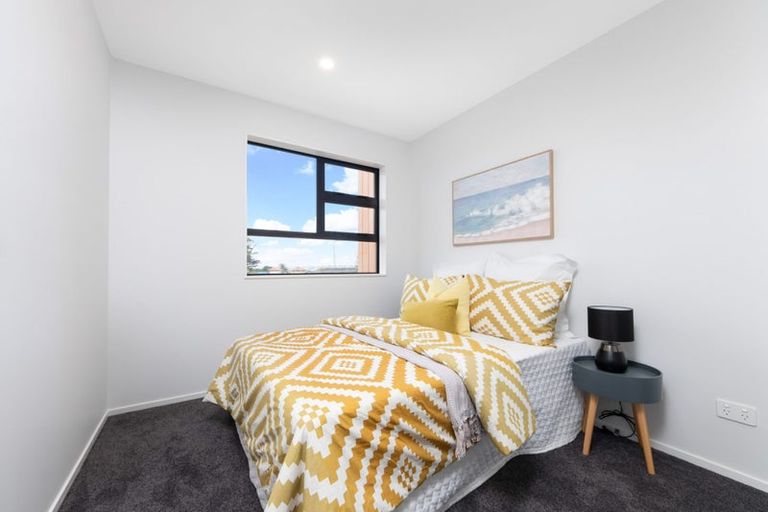 Photo of property in 7/3153 Great North Road, New Lynn, Auckland, 0600