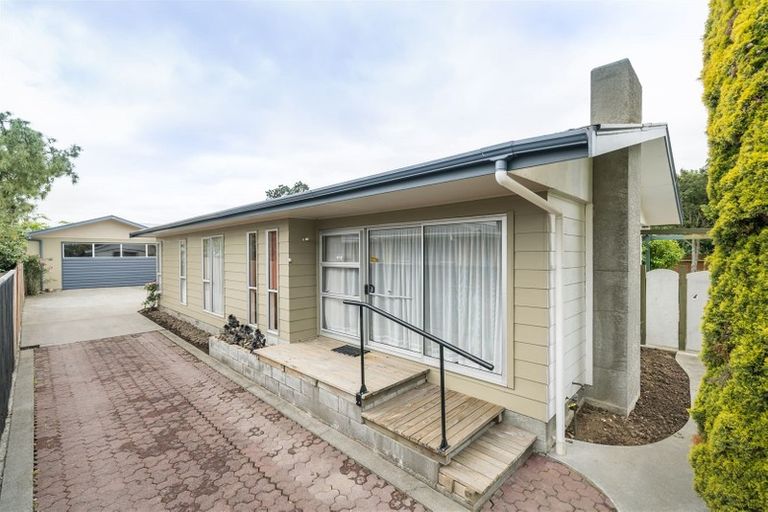 Photo of property in 104 Apollo Parade, Milson, Palmerston North, 4414