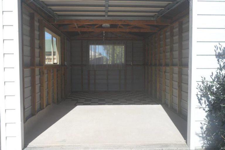 Photo of property in 1 Lochinver Drive, Nawton, Hamilton, 3200