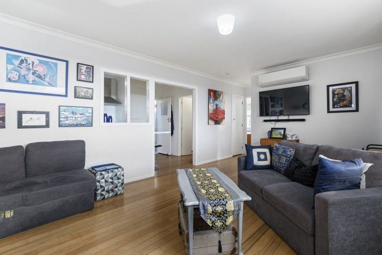 Photo of property in 1/24 Upland Street, Brookfield, Tauranga, 3110