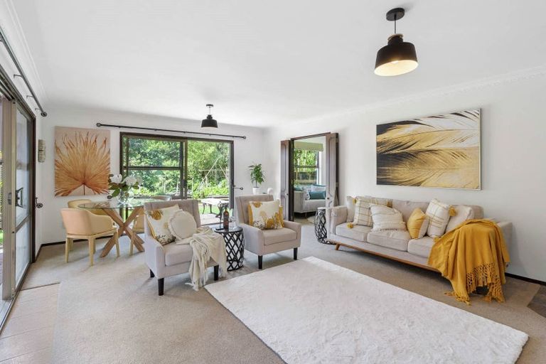 Photo of property in 49a Advene Road, Cockle Bay, Auckland, 2014