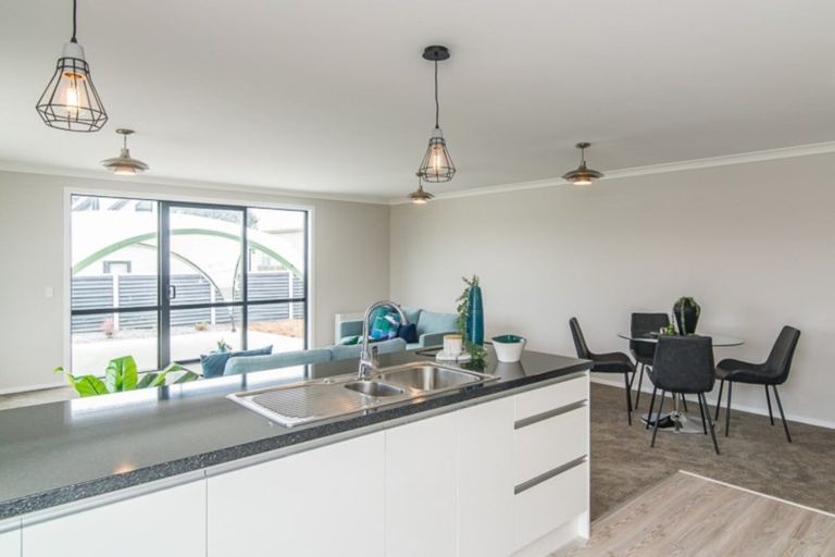 Photo of property in 1 Seagrass Place, Otaki Beach, Otaki, 5512