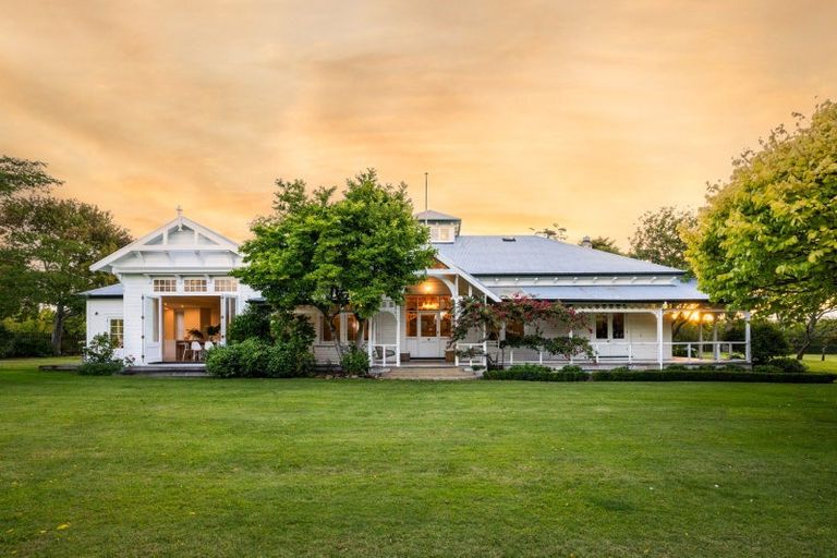 Photo of property in 29 Gordon Road, Te Awanga, 4102