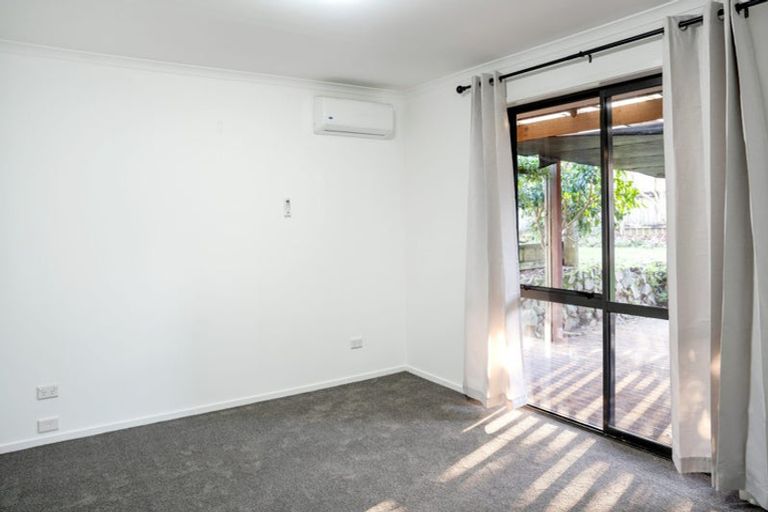 Photo of property in 109 Farnborough Drive, Grandview Heights, Hamilton, 3200