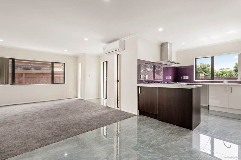 Photo of property in 7a Sturdee Road, Manurewa, Auckland, 2102