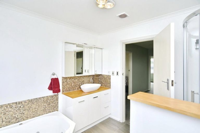 Photo of property in 7 Marlin Place, Mairehau, Christchurch, 8013