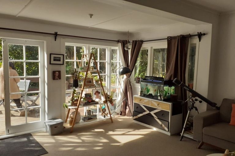 Photo of property in 44 Gordon Road, Plimmerton, Porirua, 5026