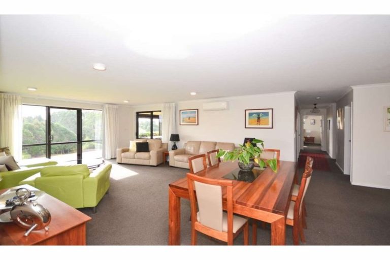 Photo of property in 16 Access Heights, Kerikeri, 0230