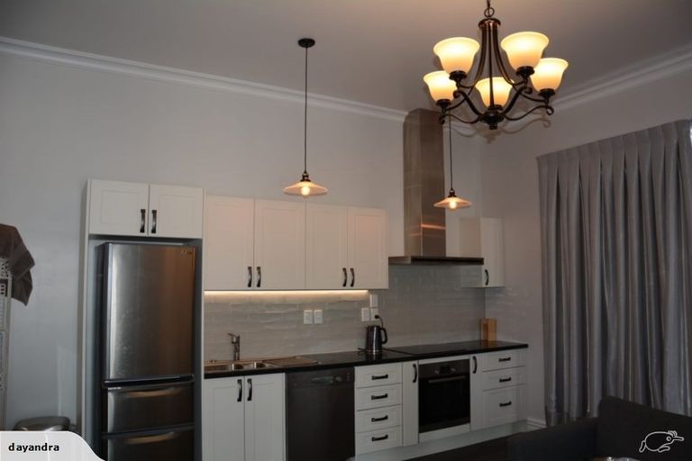 Photo of property in 15 Portland Crescent, Thorndon, Wellington, 6011