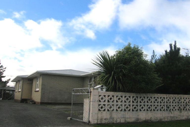 Photo of property in 13 Douglas Street, Waiwhetu, Lower Hutt, 5010