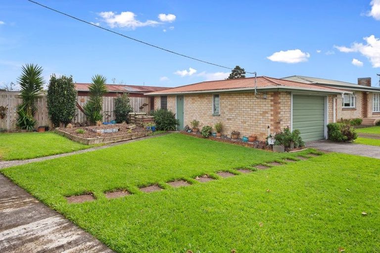 Photo of property in 1 Lee Avenue, Paeroa, 3600