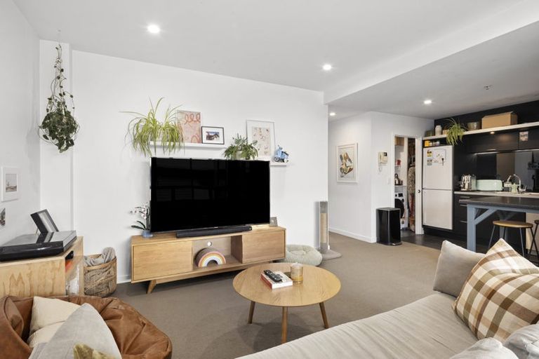 Photo of property in 3a/1 Hanson Street, Mount Cook, Wellington, 6021