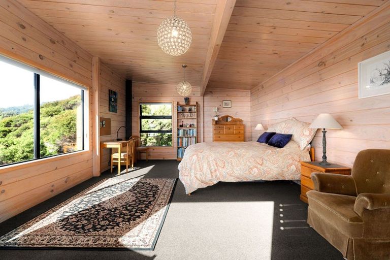 Photo of property in 8 Ngarimu Heights Row, Ngarimu Bay, Thames, 3575