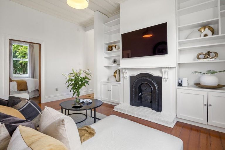 Photo of property in 68 Palmerston Road, Birkenhead, Auckland, 0626