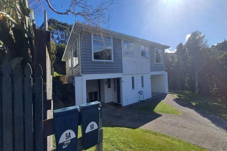 Photo of property in 5 Mulberry Street, Maungaraki, Lower Hutt, 5010