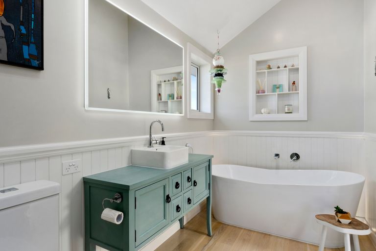 Photo of property in 13 Awanui Crescent, Matakana, Warkworth, 0985