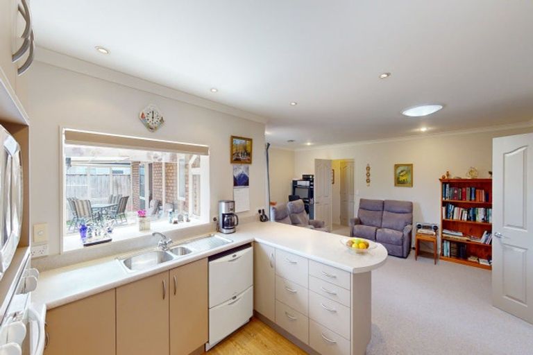 Photo of property in 50 York Street, Levin, 5510