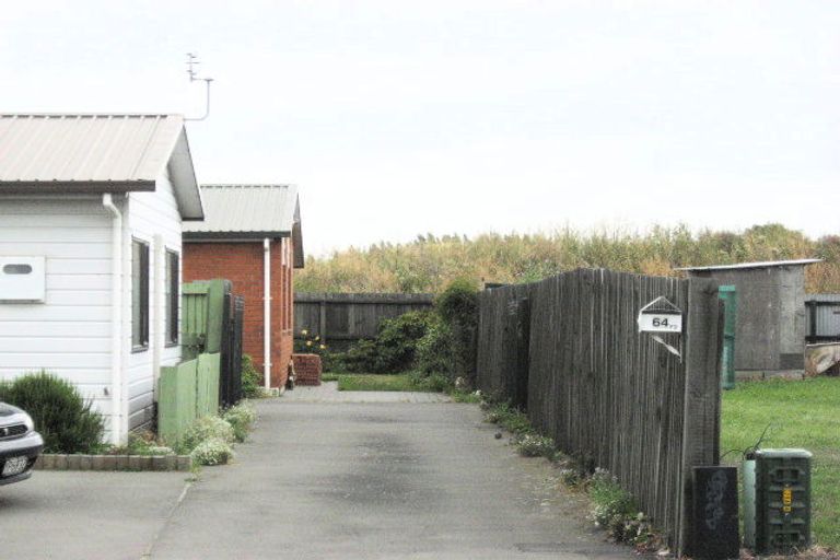 Photo of property in 2/64 Bayswater Crescent, Bromley, Christchurch, 8062