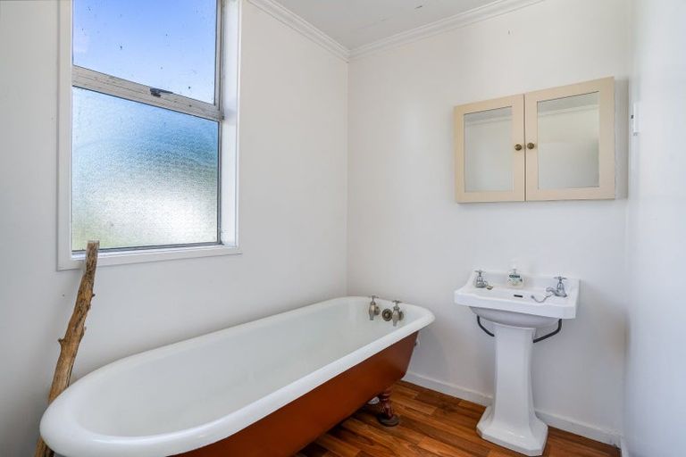 Photo of property in 2026 Lumsden-dipton Highway, Dipton, 9791