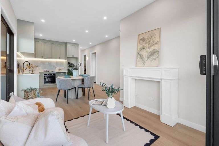Photo of property in 32 Mahinga Kai Road, Orewa, 0931