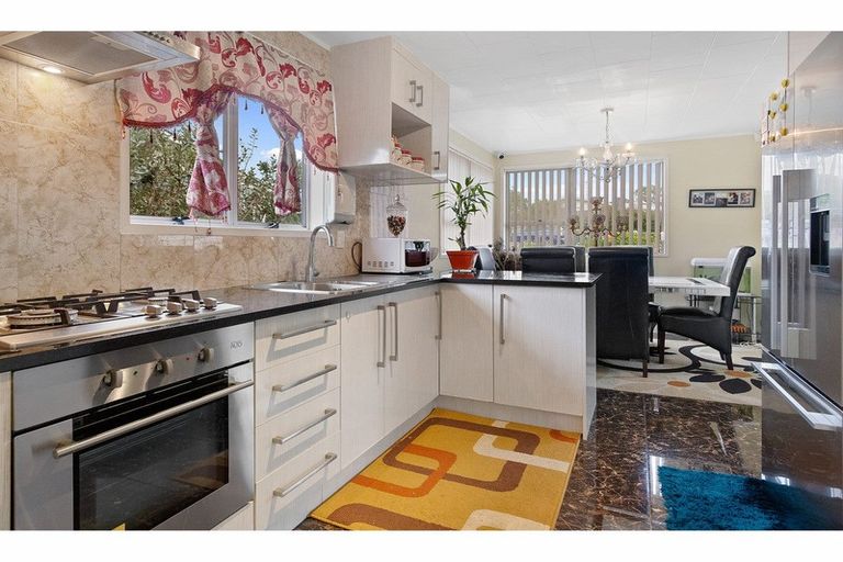 Photo of property in 16a Mclean Avenue, Papatoetoe, Auckland, 2025