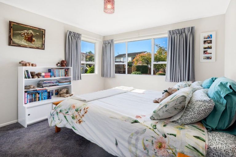 Photo of property in 22 Jandell Crescent, Bucklands Beach, Auckland, 2014