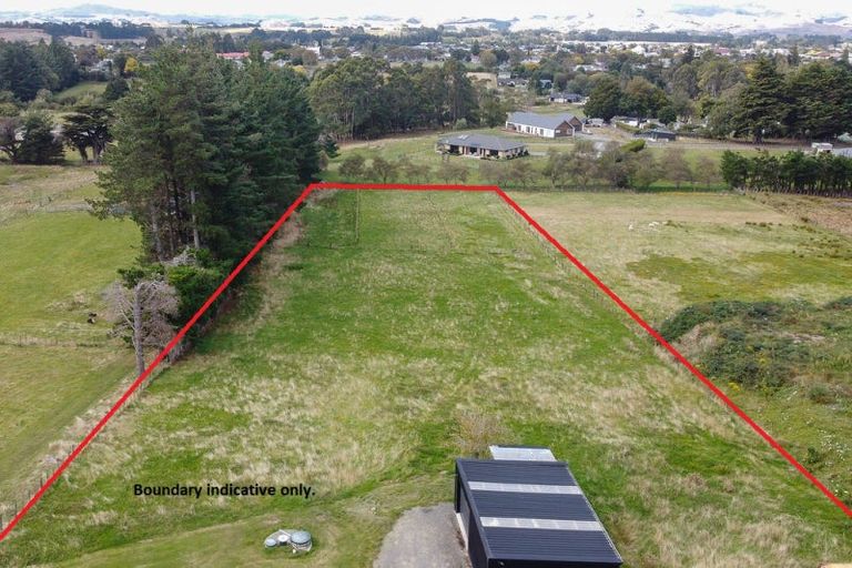 Photo of property in 133 Adelaide Road, Dannevirke, 4930