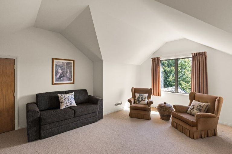 Photo of property in 30 Greenwood Road, Havelock North, 4130