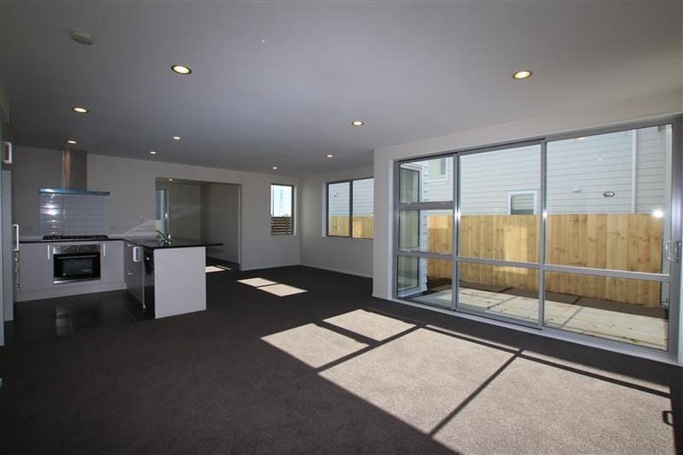 Photo of property in 15 Hakaro Way, Takanini, 2112