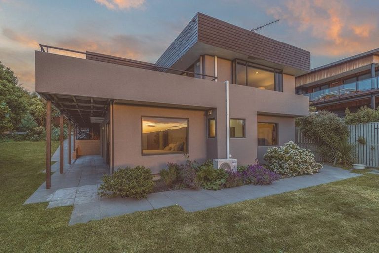 Photo of property in 3 Plains View, Mount Pleasant, Christchurch, 8081