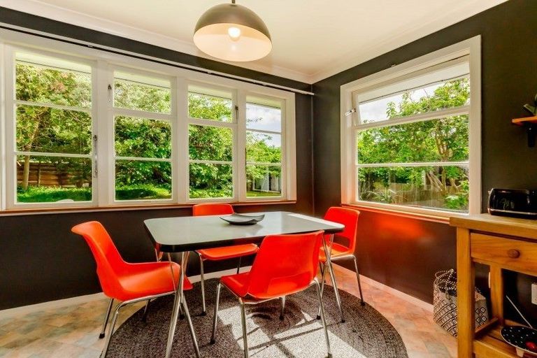 Photo of property in 59 Te Moana Road, Waikanae Beach, Waikanae, 5036