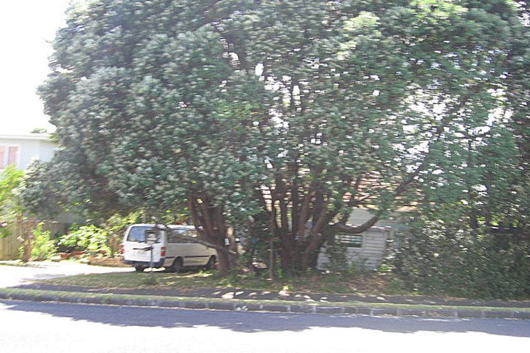 Photo of property in 2 Empire Road, Devonport, Auckland, 0624