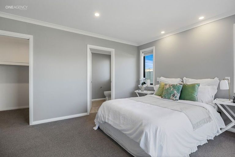 Photo of property in 75 Kippenberger Avenue, Rangiora, 7400