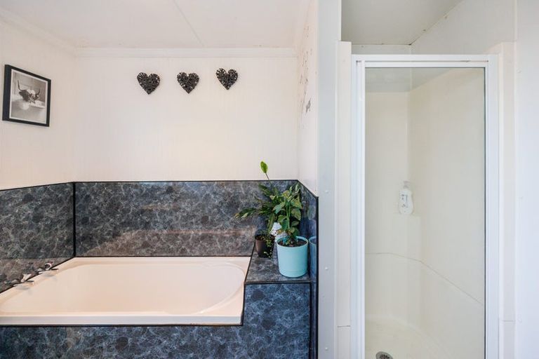 Photo of property in 16 Havelock Avenue, Westbrook, Palmerston North, 4412