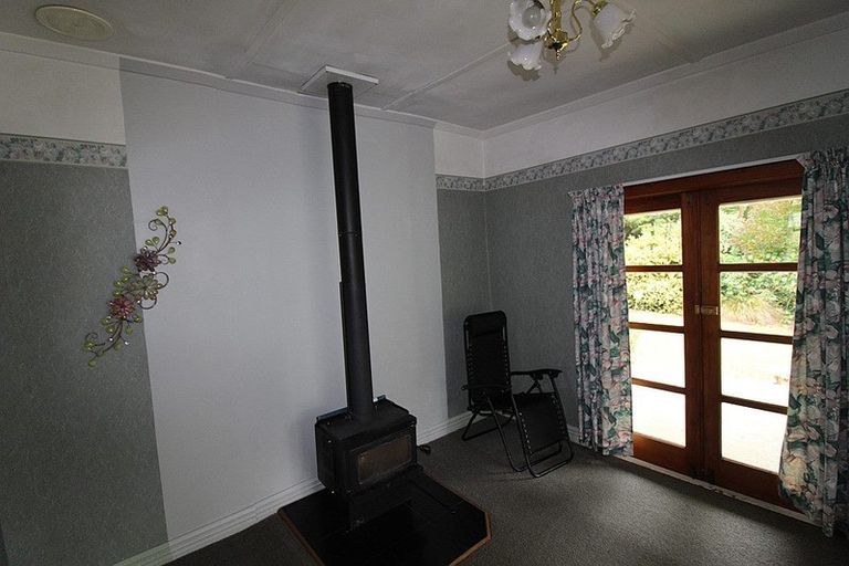 Photo of property in 10 Tarbetness Street, Herbert, Oamaru, 9495