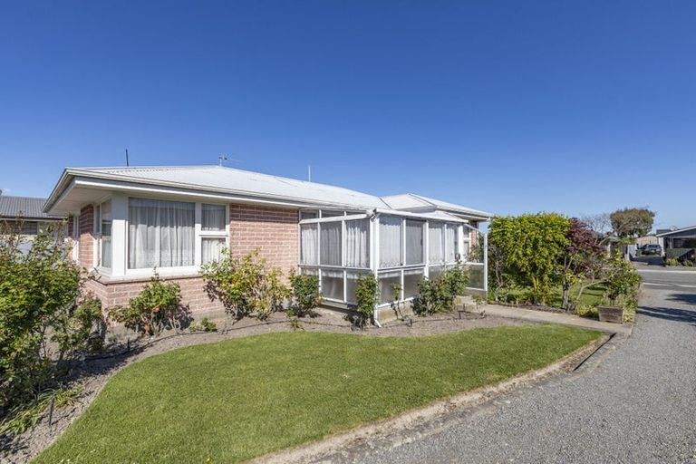 Photo of property in 10 Palmer Street, Rangiora, 7400